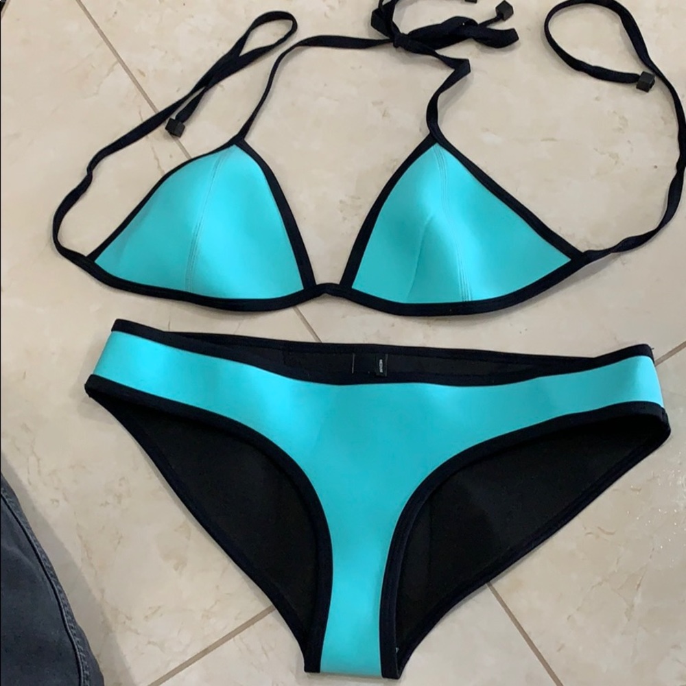 Triangl bikini